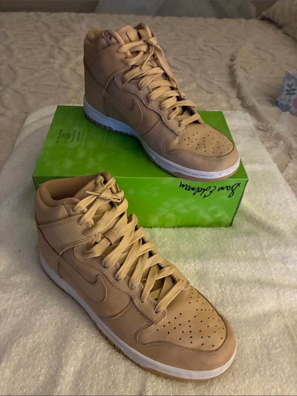 Nike Women’s “Vachetta Tan” High-Top Sneakers with Swoosh Detail Code:DX3044-201